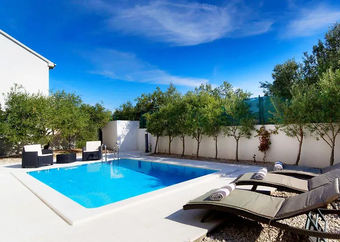 Vila Sea View *